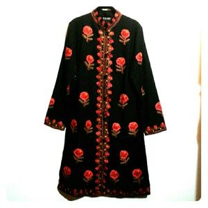 EZIBA  Embroidered Coat / Dress Sz M  40" bust